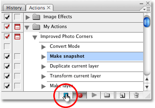 Clicking on the Stop icon to end the recording. Image copyright © 2008 Photoshop Essentials.com