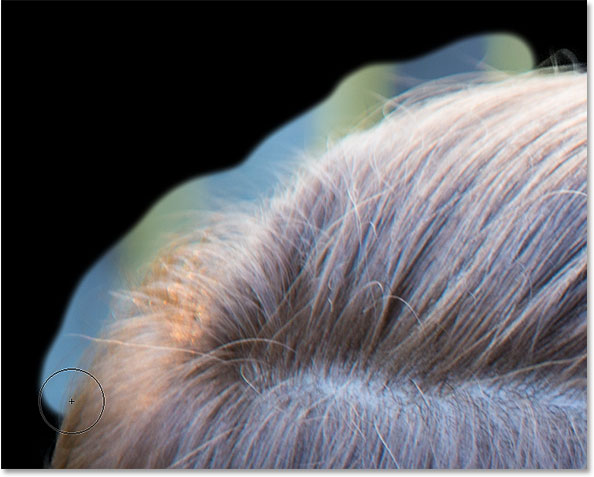 Adding more areas of hair with the Refine Radius Tool. 