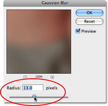 The Gaussian Blur dialog box in Photoshop. Image copyright © 2008 Photoshop Essentials.com