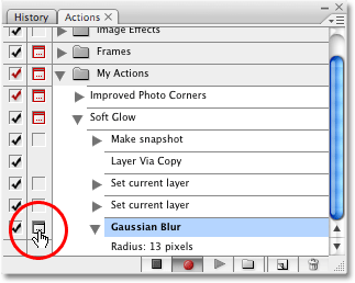 Clicking on the dialog box toggle icon for the Gaussian Blur step in the Actions palette. Image copyright © 2008 Photoshop Essentials.com
